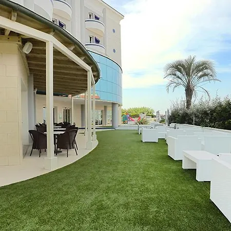 فندق Blue Paradise San Mauro Mare