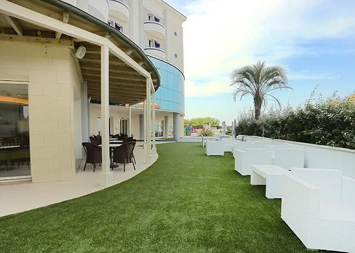 فندق Blue Paradise San Mauro Mare